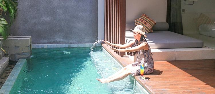 pool suite room