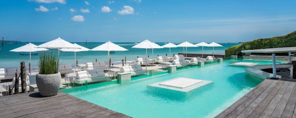 Azure Beach Resto